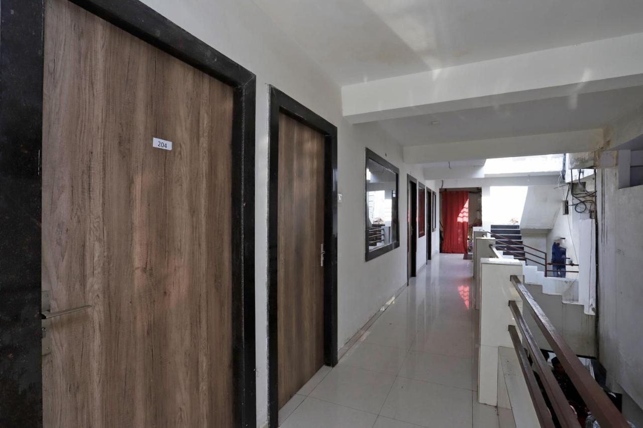 Spot On 39940 Shree Shine Hotell Satna Exteriör bild